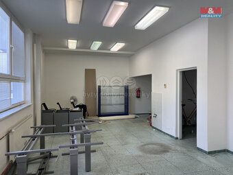 Pronájem obchod a služby, 21 m², Krnov, ul. Sv. Ducha - 12