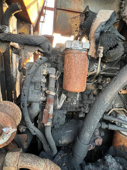 Čelní nakladač CATERPILLAR 930H, ROK 2011 - 12