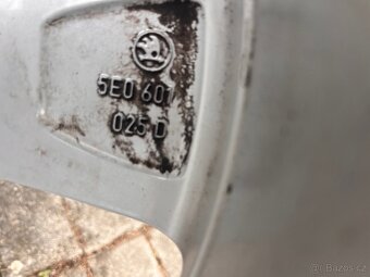Originál kola Škoda 112x5 17 palcová - 12