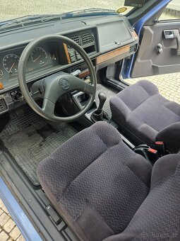 Škoda Favorit Comfort 1.3 40 kW 1994 Dovoz SRN 1.maj. 89 let - 12