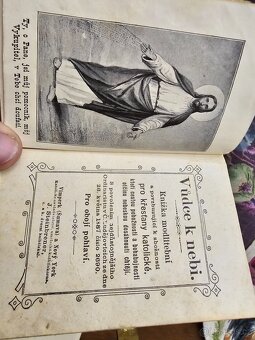 10 ks starožitných církevních- modlitebních knížek - 12