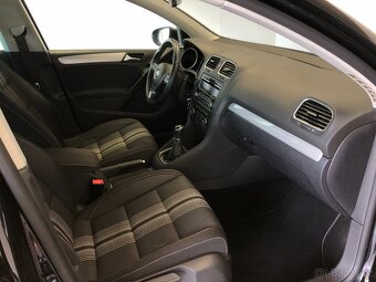 VOLKSWAGEN GOLF 1,2 TSI - 12