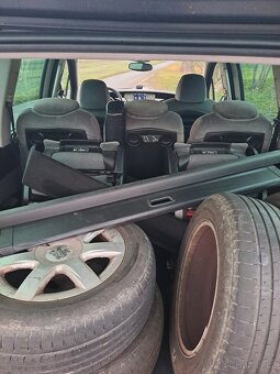 Peugeot 807, 2.0 HDI 100KW 2009 - 12