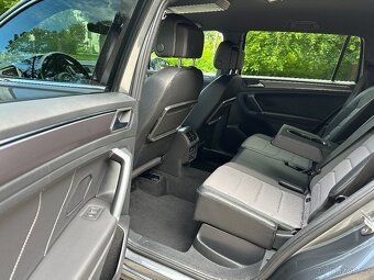 VW Tiguan Allspace 2.0 TSI 140kW R-Line, 4x4 DSG, 2020, ČR - 12