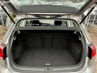 Volkswagen Golf 1.6TDi 77kw 1.Maj DSG Highline Serviska - 12