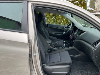 Hyundai Tuscon 1,7 crdi,CZ,1 maj.servis - 12