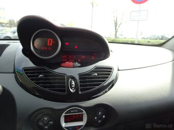 Renault Twingo 1,2i - 12