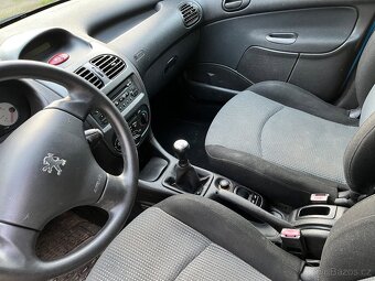Peugeot 206 sw - 12