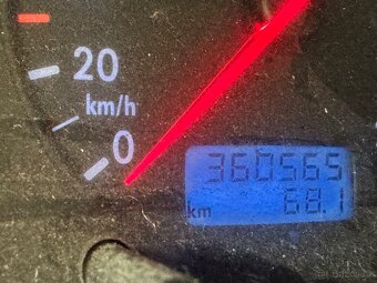 VW Passat b5 kombi 1.9tdi 66kw 1998 - 12
