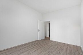 Prodej bytu 4+kk, 109m², pozemek 377m², Křížkový Újezdec - 12