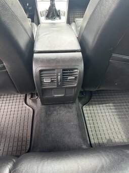 VW passat B6 2.0TDI CR - pěkná výbava - 12