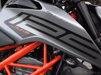 KTM 125 Duke - 12