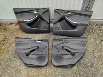 Sedačky, tapeci Focus III - hatchback - 12