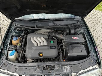 Škoda Octavia I. 2.0i 85kw - 12