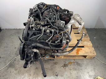 Motor 2,7 TDI CGKA Audi A5 8T - 12