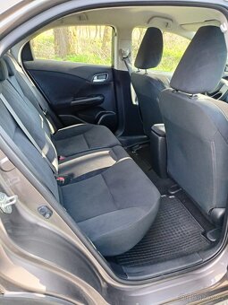 Honda Civic 1,4 i-VTec 73kW - 12