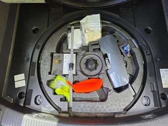 VW Touran 2,0 TDi 103 Kw - 12