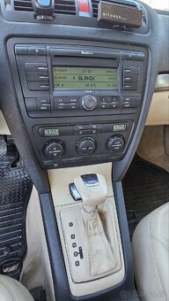 Prodám Škoda Octavia II A5 Elegance, DSG - 12