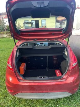 Ford Fiesta - 12
