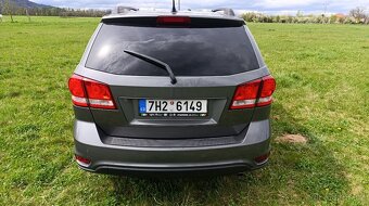 Fiat Freemont 2.0JTD, 125Kw (170PS,r.v.2013/8 7míst TOP STAV - 12