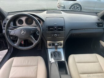 Mercedes C320 CDI - 12