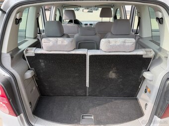 Volkswagen Touran, 2.0TDI, 103kw 7míst - 12