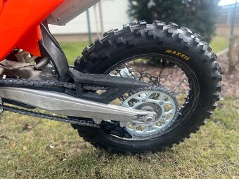 KTM EXC 300 MY2023 - 12
