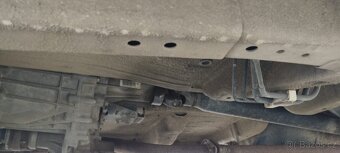 Suzuki grand vitara 1.9ddis - 12