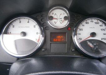 Peugeot 207 CC 1.6i serviska benzín manuál 88 kw - 12