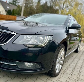 Škoda Superb Combi - 12