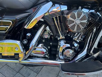Harley Davidson Electra Glide - 12