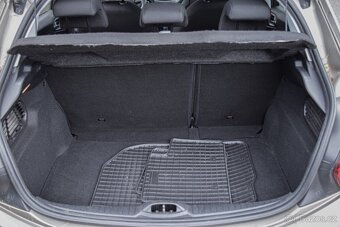 Peugeot 208 1.2 Active 2015 - 12