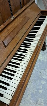 AUGUST FÖRSTER - Koncertní pianino. - 12