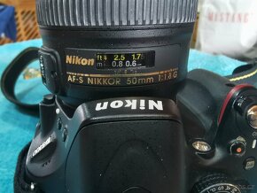 Nikon D5100, 2 objektivy, blesk a příslušenství - 12
