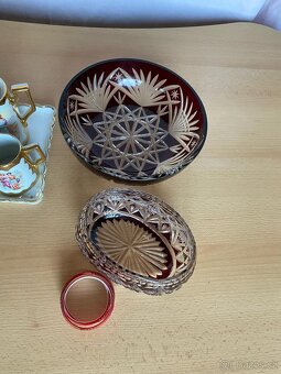 Broušené sklo, porcelán , obrazy a různé poklady - 12