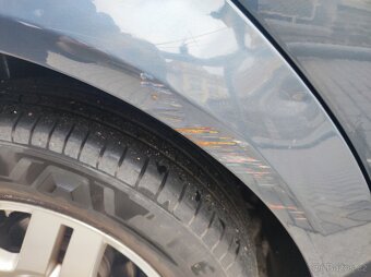 Volkswagen Golf 4 1.4 16V - 12