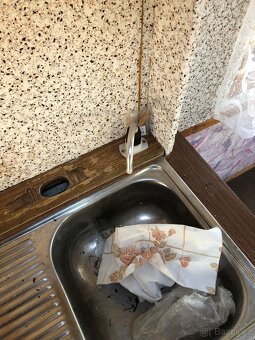 Karavan na pevné stání - 12