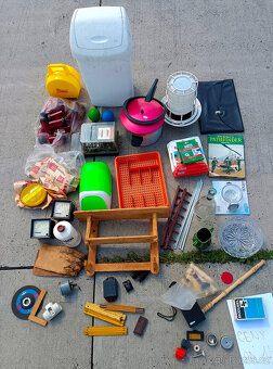 staré kuchyňské dřevěné moučnice truhly uhlák nůše síto aj. - 12