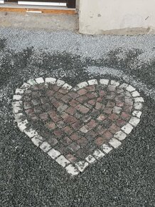 dlažební kostky žulové, čedič, kočičí hlavy, kamenná dlažba - 12