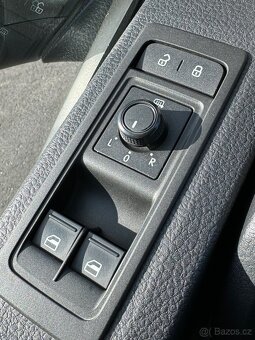 VW Transporter Kombi LR DSG 140 -2015 počet míst 5 - 12