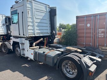 2x Renault Magnum lowdeck - 12