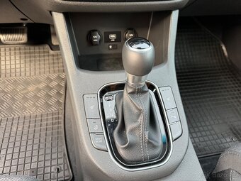 Hyundai i30 kombi 1,0 tgdi DCT Family Smart - 12