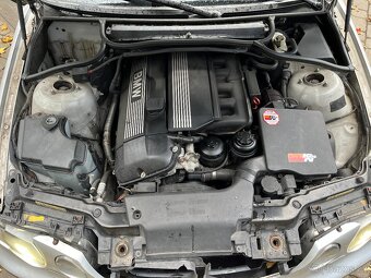 BMW 325 Ti Compact, 2001,  manuál - 12