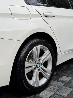 BMW F30 320i xDrive - 12