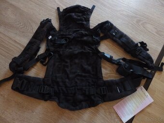 Šátkové nosítko bavlněné BEBE-MINI-MARTYS 0-1,5let - 12