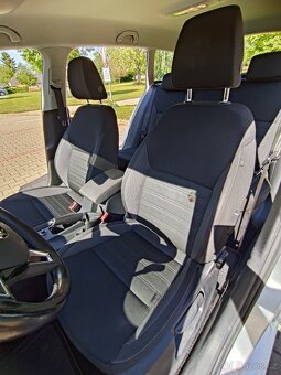 Škoda Octavia III Combi 2017 - 12
