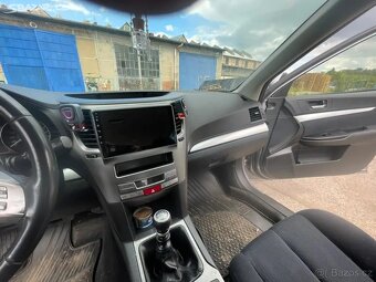 Subaru Outback 2011 - 12