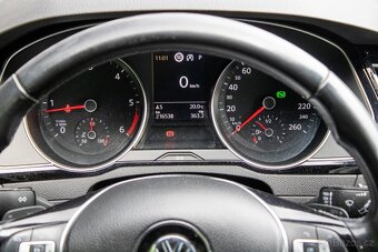 Volkswagen Passat Variant 2.0 TDI BMT DSG - 12