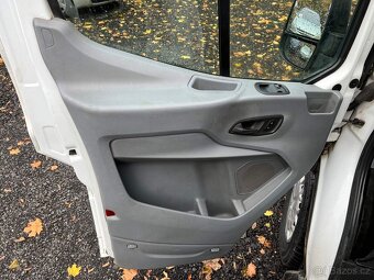 Ford Transit L3 2.2TDCI 92kW 7 míst tažné DPH STK 10/27 - 12