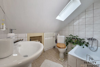 Pronájem rodinného domu 5+1, Znojmo - 12